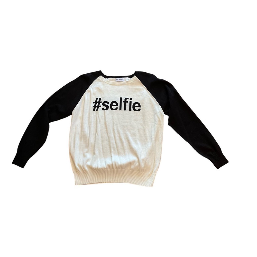 525 America selfie sweater‎ size L